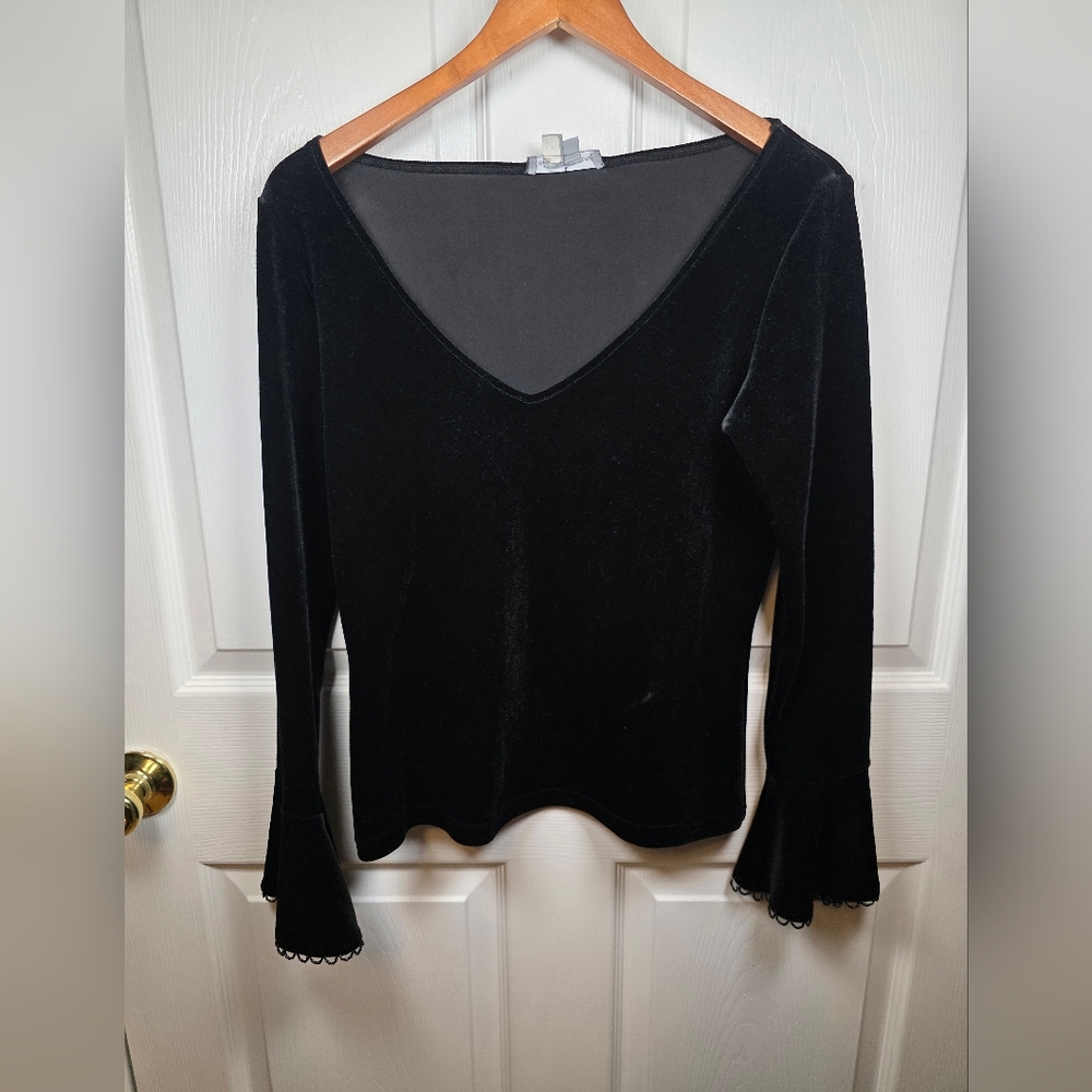 Kelly and Diane Black Velvet Bell Sleeve Top Small Goth Romantic